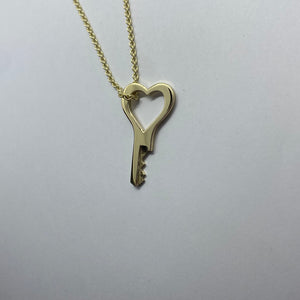 
                  
                    14 carat yellow gold Heart key with padlock
                  
                
