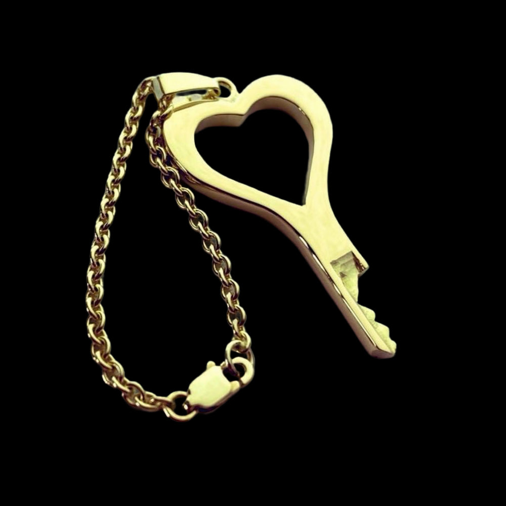 14 carat yellow gold Open your Heart with cylinder lock