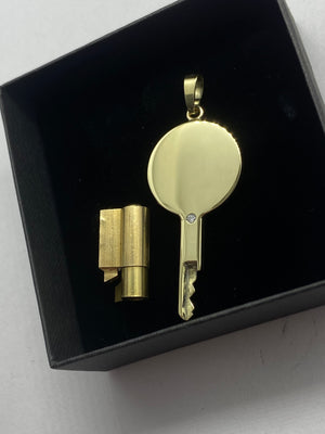 
                  
                    chastity-shop Golden Mirror with cylinder lock
                  
                