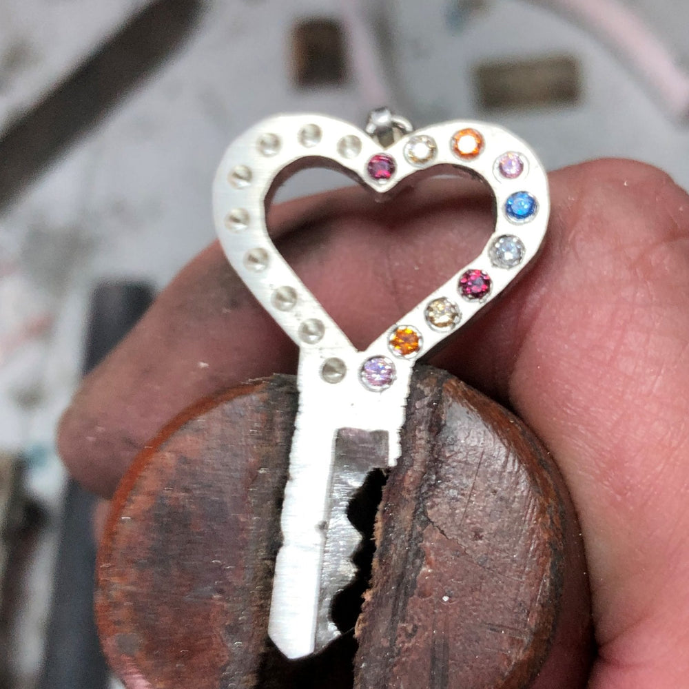 Colour your Life chastity key with cylinder | chastity-shop