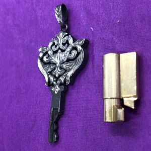 
                  
                    chastity-shop Keys with cylinder lock Le Baroque with cylinder
                  
                