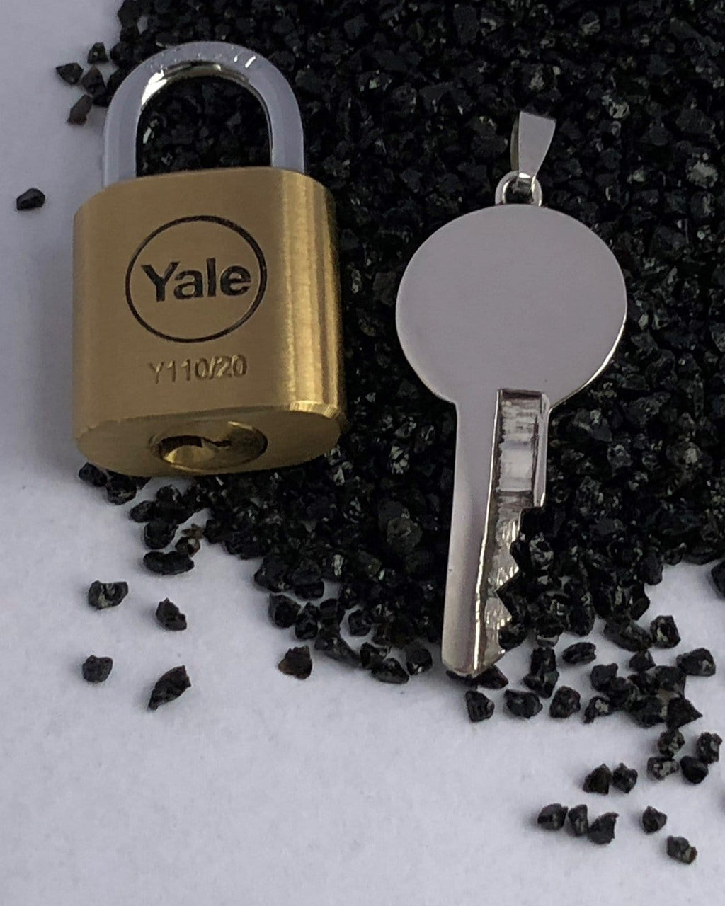 The Mirror handmade silver chastity key with padlock | chastity-shop