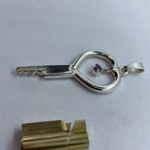 
                  
                    chastity-shop Keys with cylinder lock In my Heart
                  
                