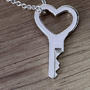
                  
                    chastity-shop Silver Heart Key with padlock
                  
                